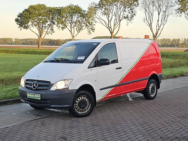 MERCEDES-BENZ VITO 116 Компакт 4x4, автоматическая коробка передач, автономный отопитель, кондиционе MERCEDES-BENZ VITO 116 Kompakt 4x4 ac automaat standkachel