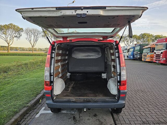 MERCEDES-BENZ VITO 116 Компакт 4x4, автоматическая коробка передач, автономный отопитель, кондиционе MERCEDES-BENZ VITO 116 Kompakt 4x4 ac automaat standkachel