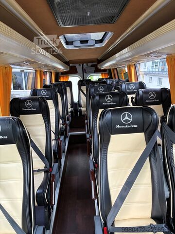 Kleinbus Mercedes-Benz Sprinter