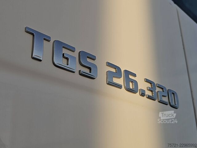 M.A.N. 26.320 TGS maszyna z hydraulicznymi najazdami MAN 26.320 TGS HYDR. RAMPS MACHINE