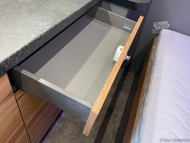 Ploščati dostavnik MAN TGE 3.180 L3H2 BF4 BEGLEITFAHRZEUG STANDHZ ACC