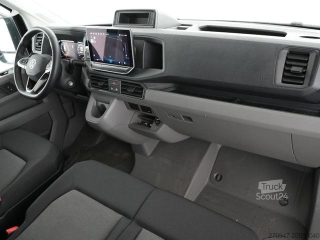 Furgoneta de caja alta VOLKSWAGEN Crafter Kasten 35 L3H3 NAVI KLIMA DAB PDC