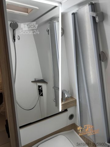 Autorulotă Yucon Microliner 7.0 GD 4.1 t 4x4 K-Peak Markise