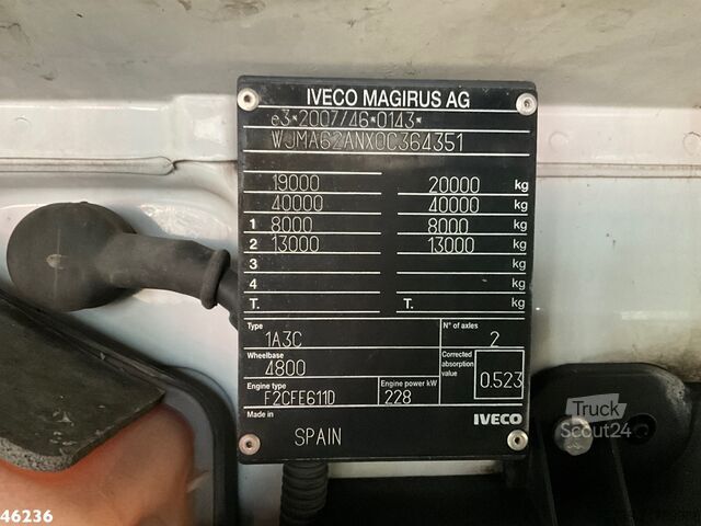 Kipper mit Kran Iveco Stralis AD190S31 Euro 6 Fassi 15 Tonmeter laadk...