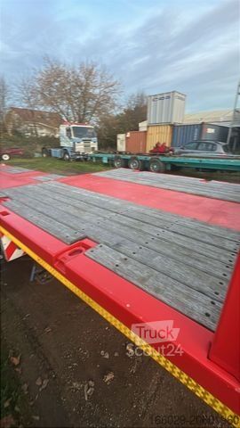 Polpriklopnik z nizko nakladalno ploščadjo KÄSSBOHRER KSLA RJ Mega Jumbo Tieflader tele Wie Neu