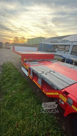 Polpriklopnik z nizko nakladalno ploščadjo KÄSSBOHRER KSLA RJ Mega Jumbo Tieflader tele Wie Neu