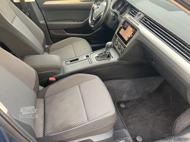 Minibus VOLKSWAGEN Passat Variant 110kw TDI DSG * Navi * Klimaauto.