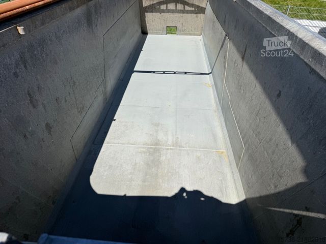 Полуремарке самосвал KEMPF SKM 35-3/ 47m³/Luft-Lift/Stahl-Alu