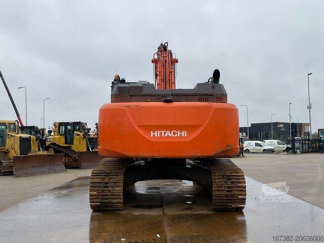 Grävmaskin med larvband Hitachi ZX300LC-6