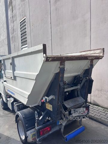 Compactador Piaggio Porter