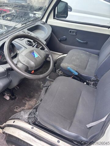 Compactador Piaggio Porter