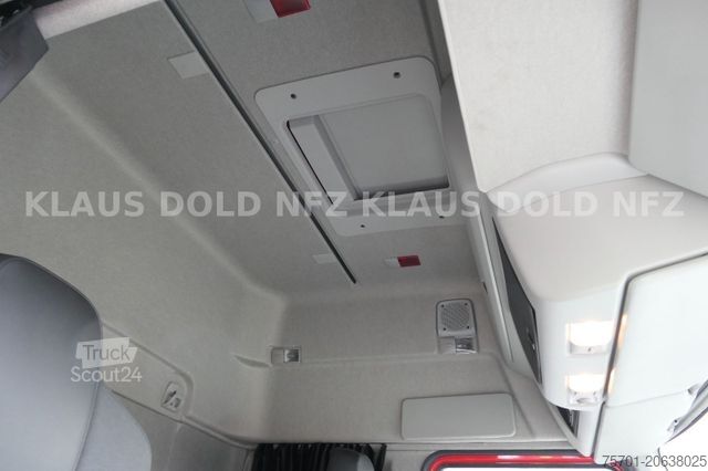 Kamion sa ravnom platformom i ceradom RENAULT DWide 18.320 Pritsche Plane Vollluft XL-Tank LBW