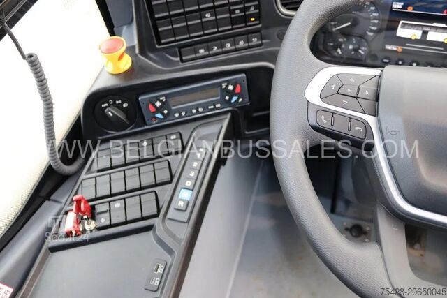 Bus interurbain Iveco Crossway 10.8m Pop Light / Aut / NEW!! / No Airco