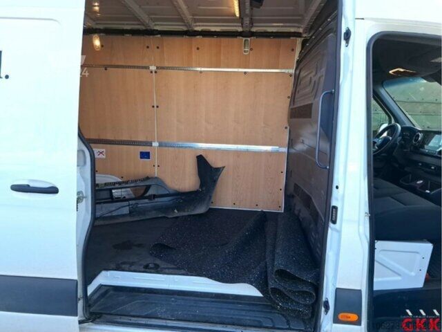 Vans ar augstu jumtu Mercedes-Benz Sprinter 317 CDI,L2H2,Automatik,Kamera,LED