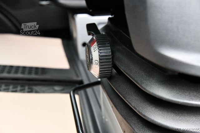 Varebil MERCEDES-BENZ Sprinter 314CDI Kasten L1H1 Schwingsitz Kurz A/C