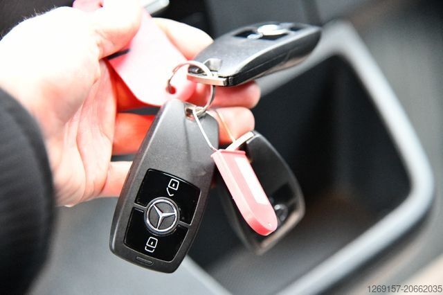 Varebil MERCEDES-BENZ Sprinter 314CDI Kasten L1H1 Schwingsitz Kurz A/C