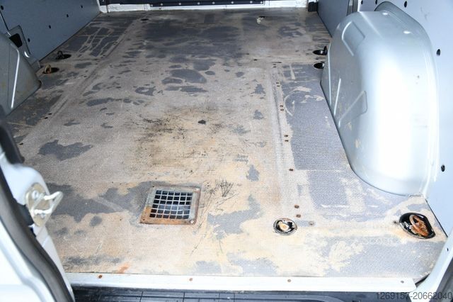 Varebil MERCEDES-BENZ Sprinter 314CDI Kasten L1H1 Schwingsitz Kurz A/C