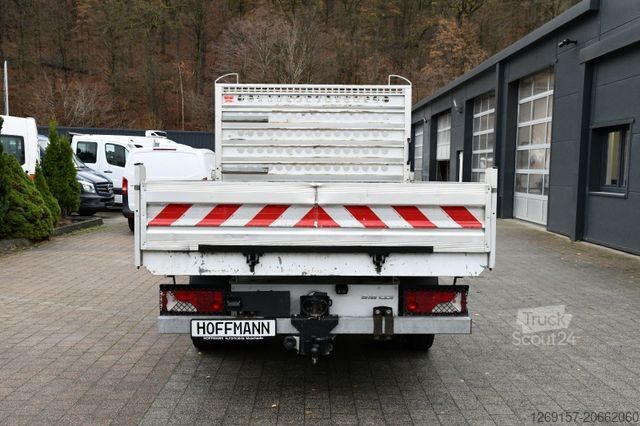 Tipper varebil MERCEDES-BENZ Sprinter 316CDI Dreiseitenkipper AHK 3,5t RWD AC