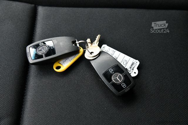 Tipper varebil MERCEDES-BENZ Sprinter 316CDI Dreiseitenkipper AHK 3,5t RWD AC