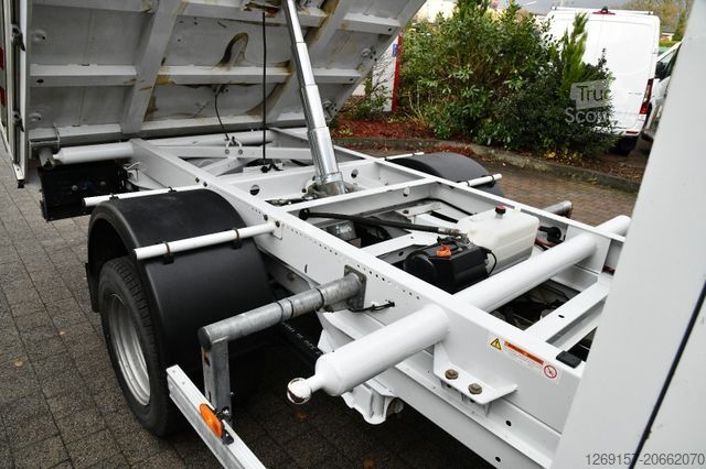 Tipper varebil MERCEDES-BENZ Sprinter 316CDI Dreiseitenkipper AHK 3,5t RWD AC