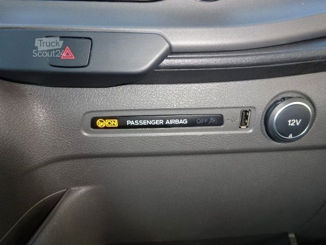 Kombiniran vozilo s ponjavo FORD Transit Doka Pritsche L2 Trend 130PS Plane SHZ