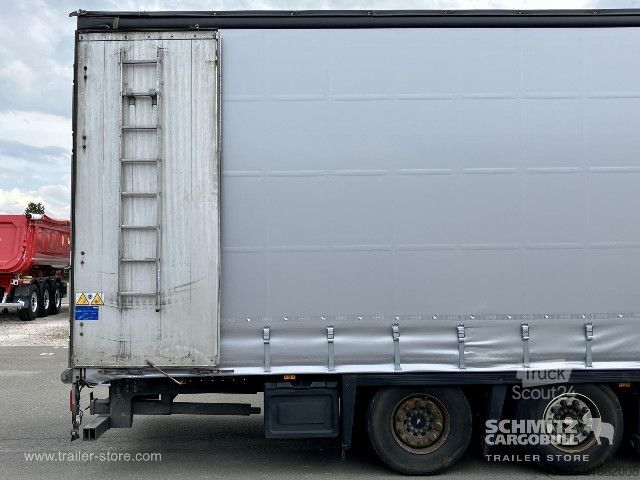 Semi-reboque aberto com lona Schmitz Cargobull Curtainsider Mega Staplerhalterung Getränke