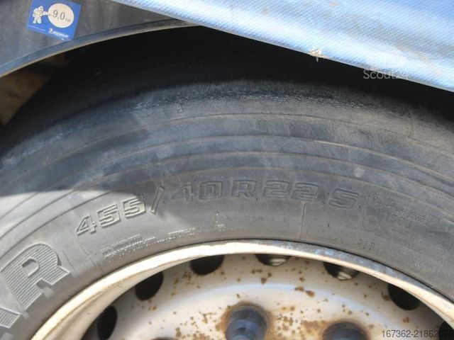 Semi-reboque aberto com lona SCHWARZMÜLLER SPA3/E, LOWDECK, SAF, MULTILOCK, LIFTING AXLE