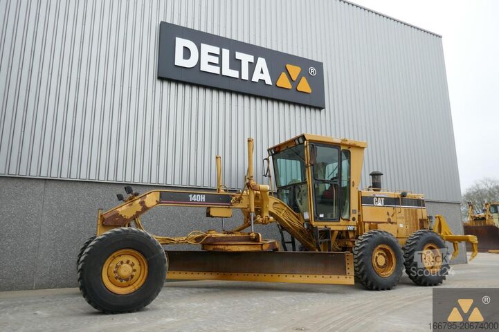 Grader Caterpillar 140H