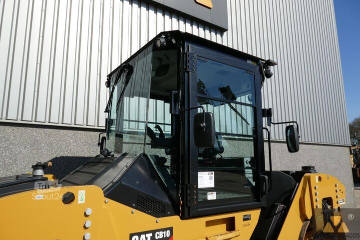 Tandemitela Caterpillar CB10