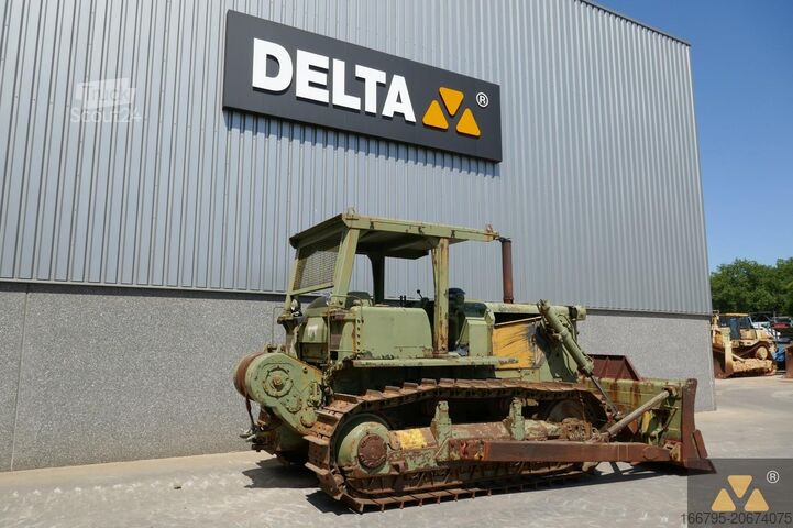 Puskutraktori Caterpillar D7F Ex-army