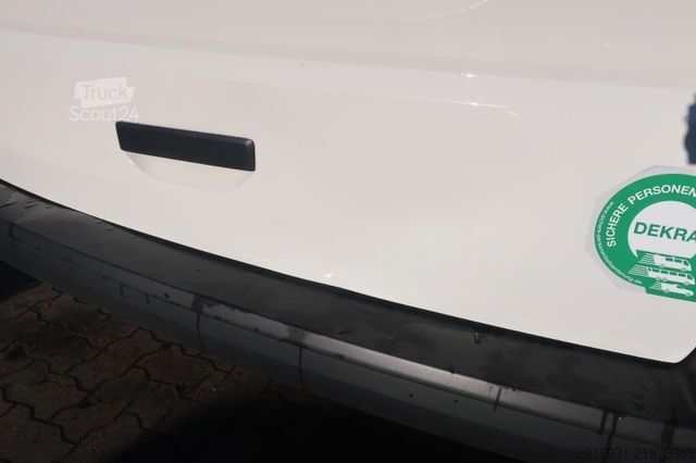 Минибус VOLKSWAGEN T6 Transporter Kombi lang/Klima/9 Sitze/FN: 142
