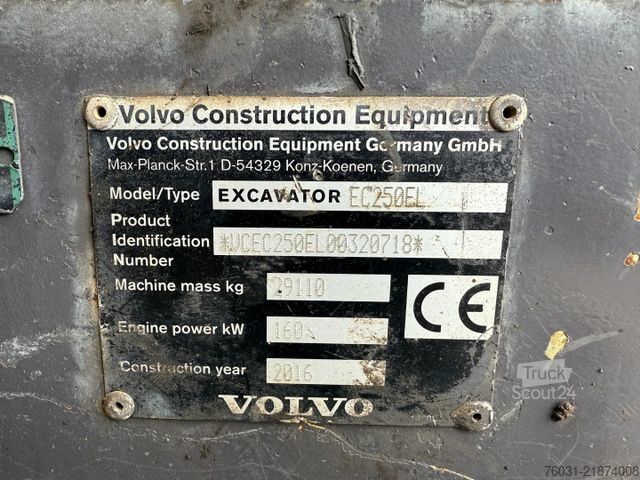 Excavatrice à chaînes VOLVO EC 250EL Excavator Hammerline Quick Coupler