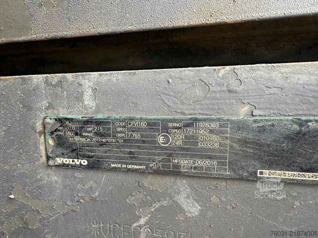 Excavatrice à chaînes VOLVO EC 250EL Excavator Hammerline Quick Coupler