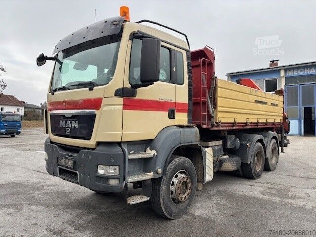 Three-way tipper truck MAN TGS 33.440 Kipper+PK 15002