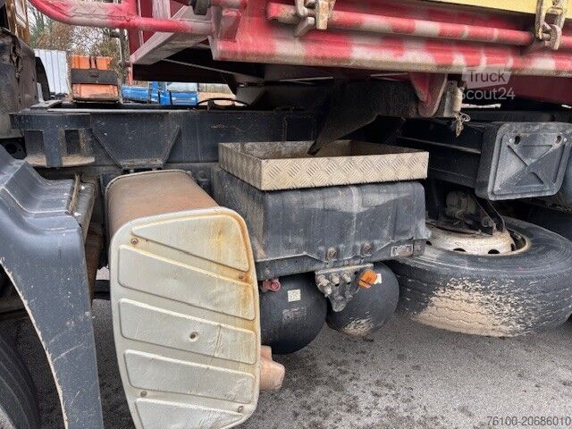 Three-way tipper truck MAN TGS 33.440 Kipper+PK 15002