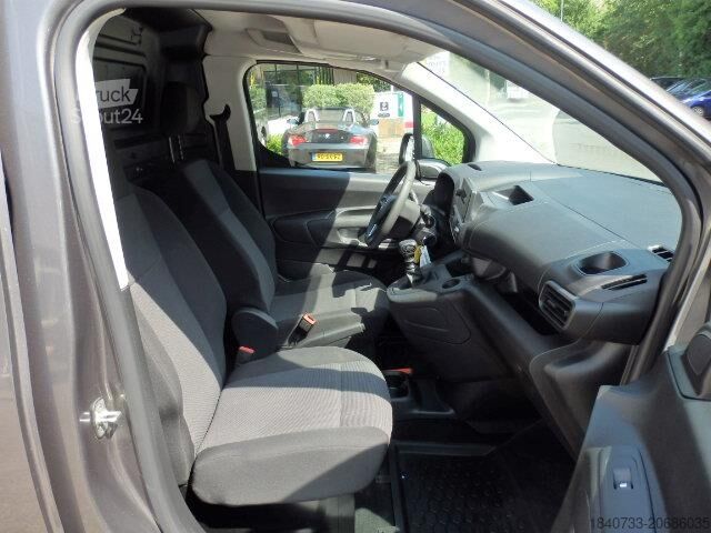 Yüksek tavanlı istasyon vagonu Opel Combo 1.5D L1H1 100 PK AIRO CRUISE PDC