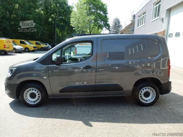 Yüksek tavanlı istasyon vagonu Opel Combo 1.5D L1H1 100 PK AIRO CRUISE PDC