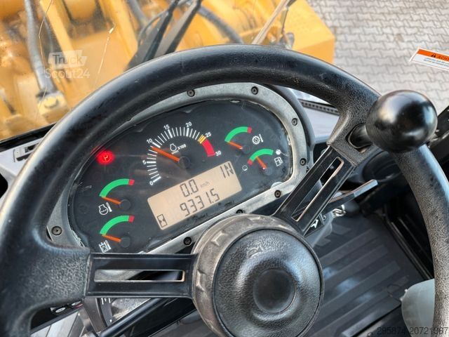 Riteņu iekrāvējs CATERPILLAR 938H Klima Kamera Zentralschmierung