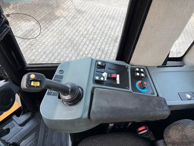 Riteņu iekrāvējs CATERPILLAR 938H Klima Kamera Zentralschmierung