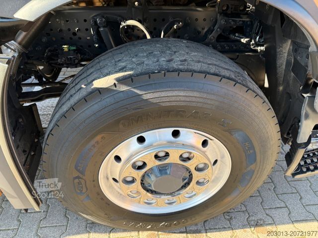 Standard SZM MERCEDES-BENZ ACTROS 1846 4x4 HAD Eur 6 Kipphydraulik Retarder