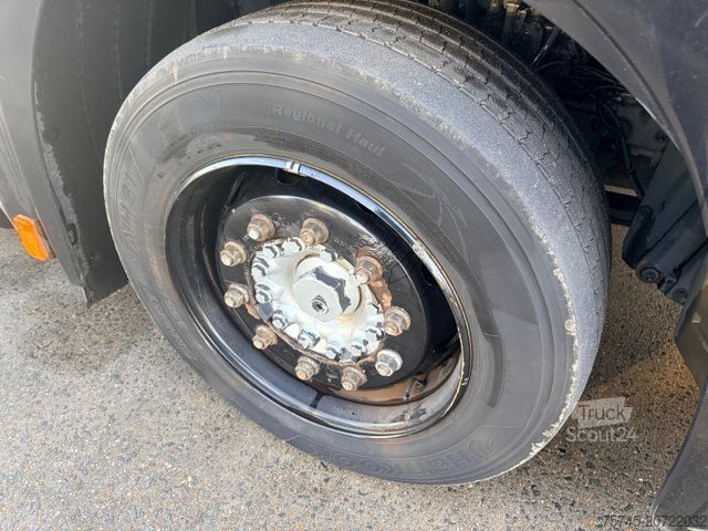 Volumen SZM IVECO STRALIS 480 * H-WAY * RETARDER * STANDKLIMA *