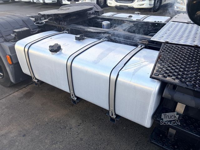 Volumen SZM IVECO STRALIS 480 * H-WAY * RETARDER * STANDKLIMA *