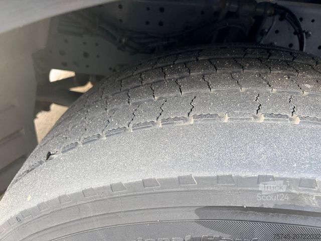 Volumen SZM IVECO STRALIS 480 * H-WAY * RETARDER * STANDKLIMA *