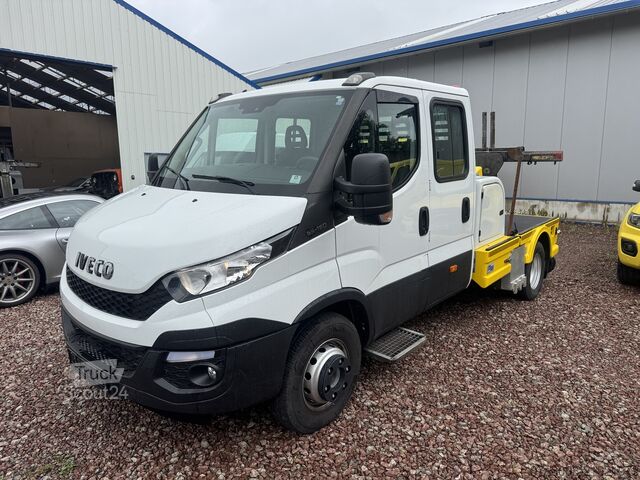 Vehicul de tractare Iveco Daily 65C15 Abschleppwagen Haken Doka