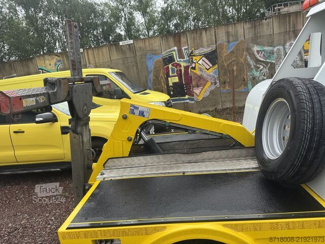 Vehicul de tractare Iveco Daily 65C15 Abschleppwagen Haken Doka