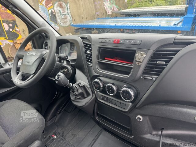 Vehicul de tractare Iveco Daily 65C15 Abschleppwagen Haken Doka
