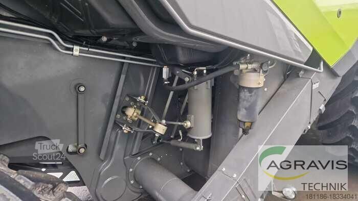 حصادة دراسة Claas LEXION 7500