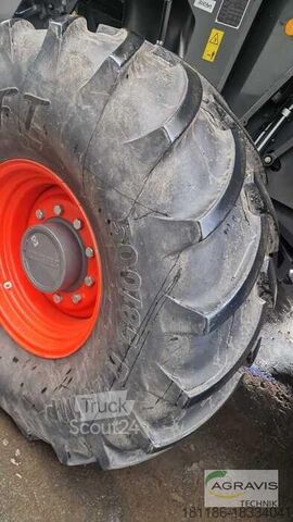 حصادة دراسة Claas LEXION 7500