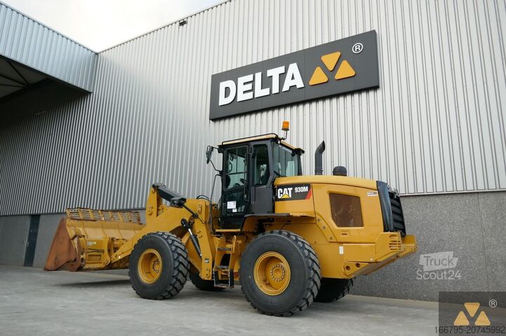 încărcător pe roți Caterpillar 930M