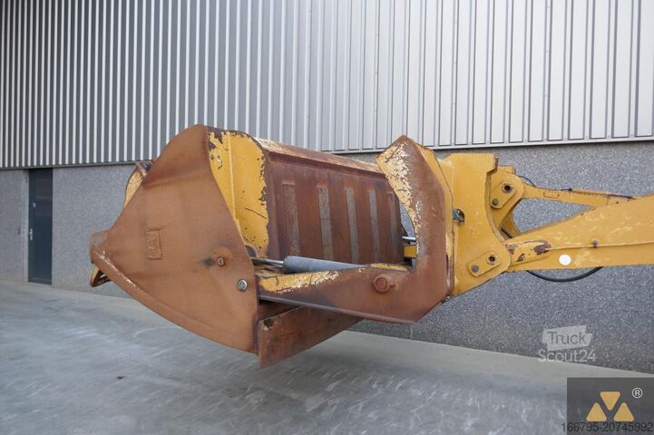 încărcător pe roți Caterpillar 930M